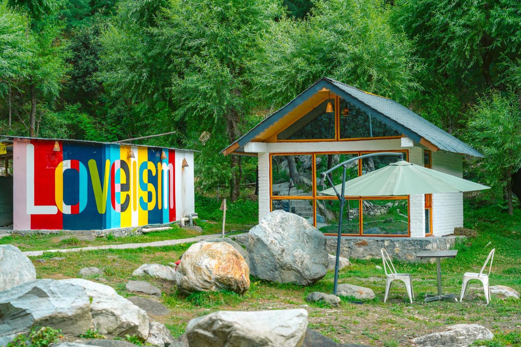 Whoopers Boutique Resort Jibhi Экстерьер фото