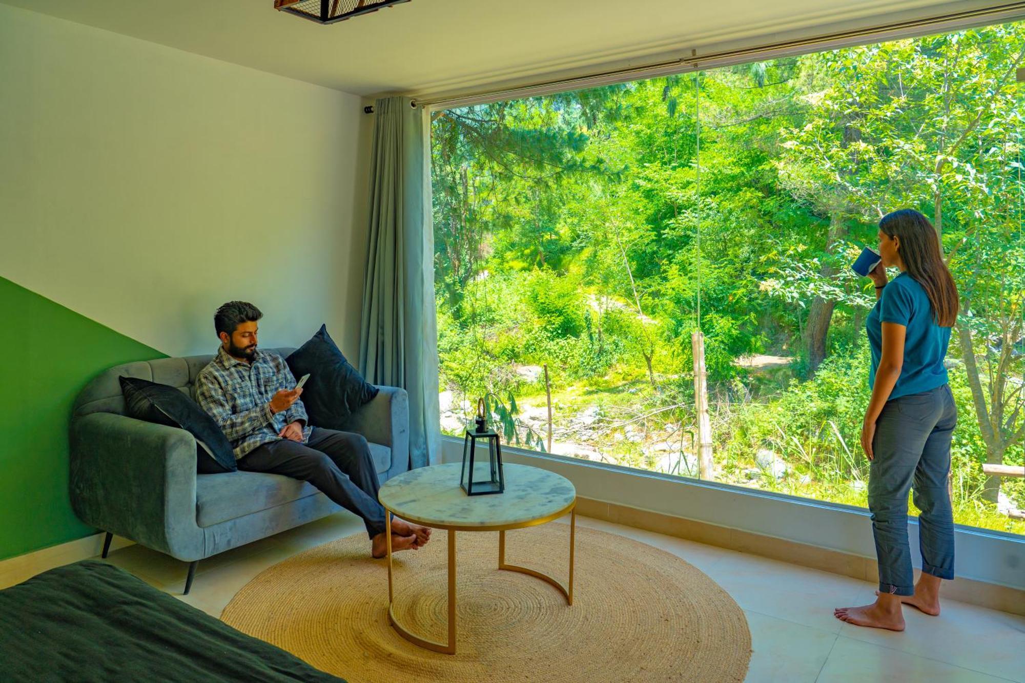 Whoopers Boutique Resort Jibhi Экстерьер фото