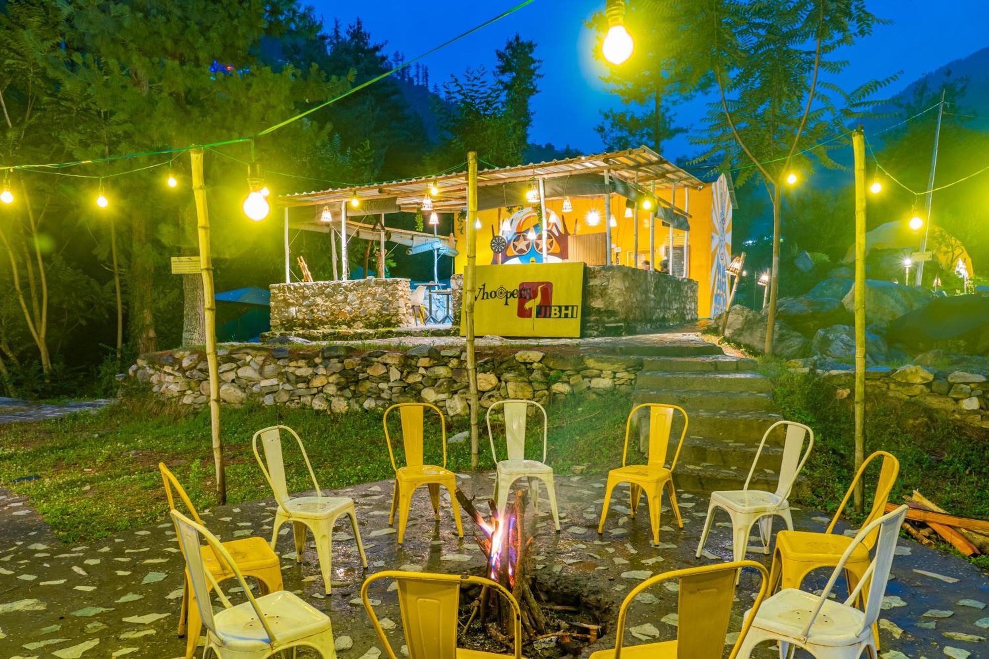 Whoopers Boutique Resort Jibhi Экстерьер фото